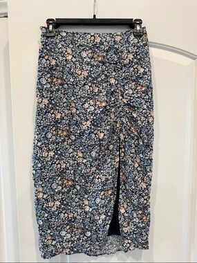 NWT A&F Skirt